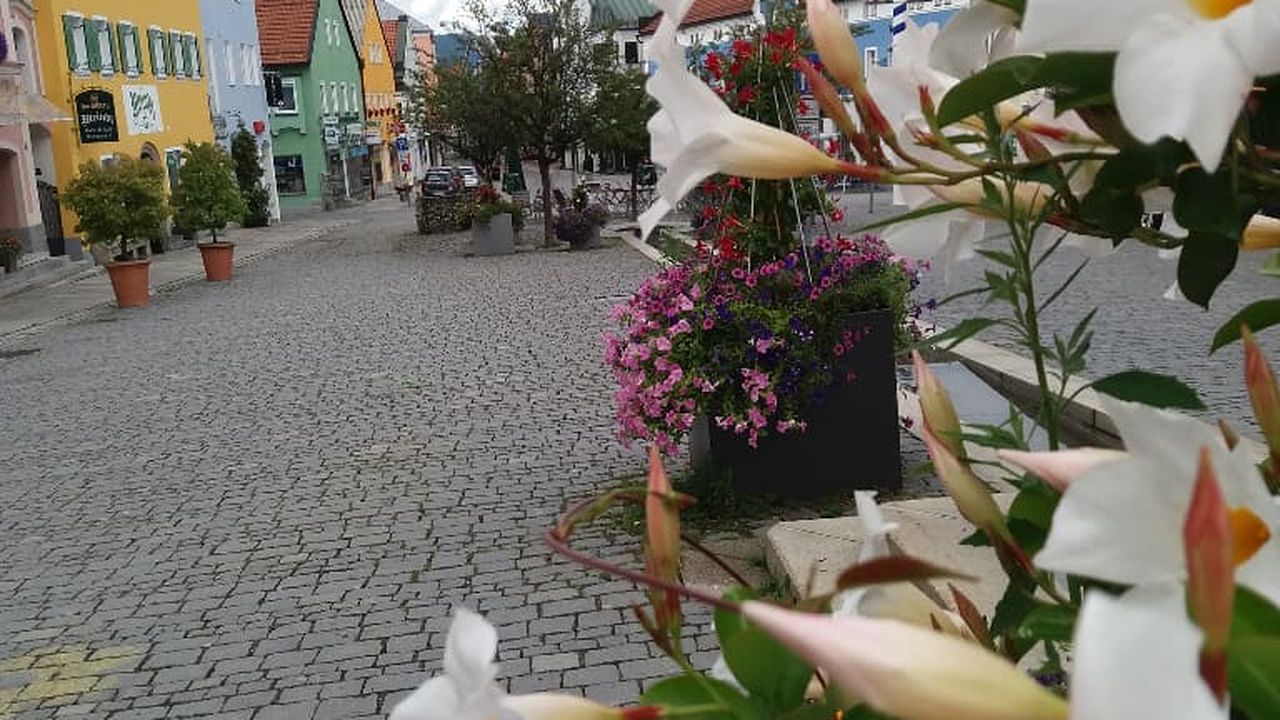 Marktplatz Waldkirchen.jpg Marktplatz Waldkirchen.jpg